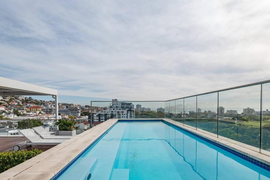 One Bedroom Seaside Elegance Cape Town Exterior photo